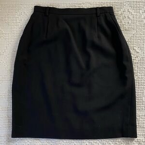 Ann Taylor Petites Black Pencil Skirt Pockets Size 2p